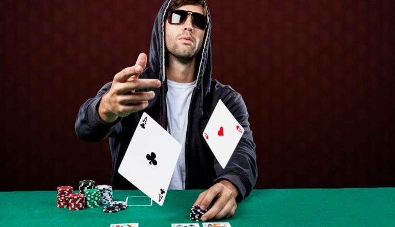 Gírias do poker: entenda o que é cravar, flop e mais termos, poker
