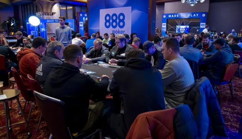 torneio de poker legal