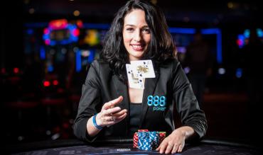 Kara Scott - mulheres no pôquer